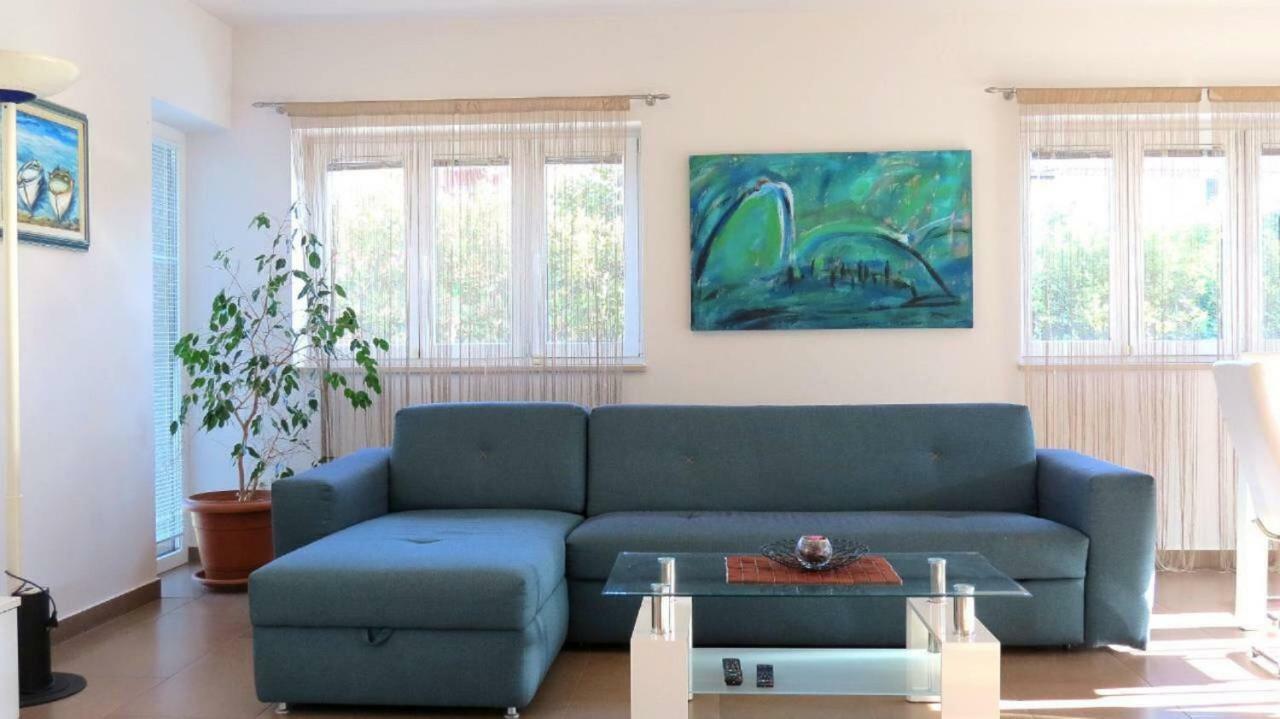 House Mia Lägenhet Ližnjan Exteriör bild